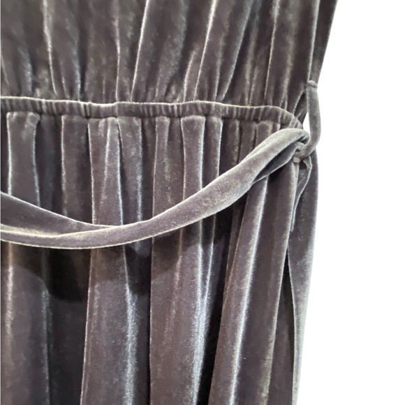 Calvin Klein Gray Velvet Midi Dress - Picture 4 of 8